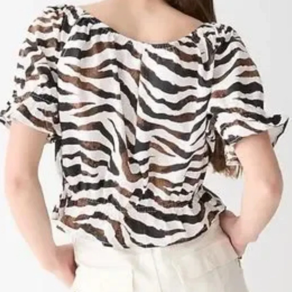 J Crew NWOT Gathered scoopneck top in zebra stripe SIZE SMALL